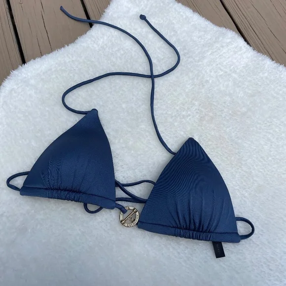 Victoria's Secret Bikini Top - Picture 2 of 11